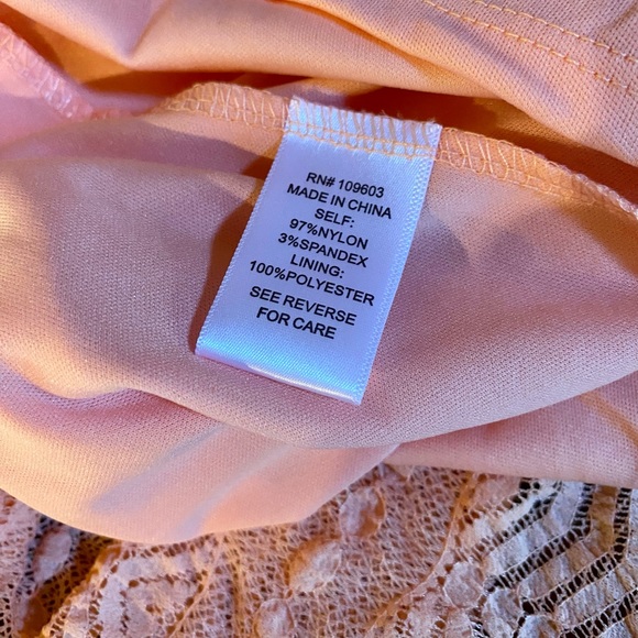 💥Rabbit Rabbit Rabbit Lined Lace Dress💥 NWT - Picture 9 of 14